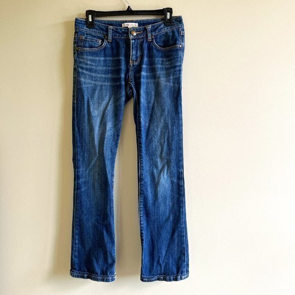 CAbi Baby Bootcut Jeans Style 967R Womens Size 2‎ Blue Denim Pants - Picture 2 of 9